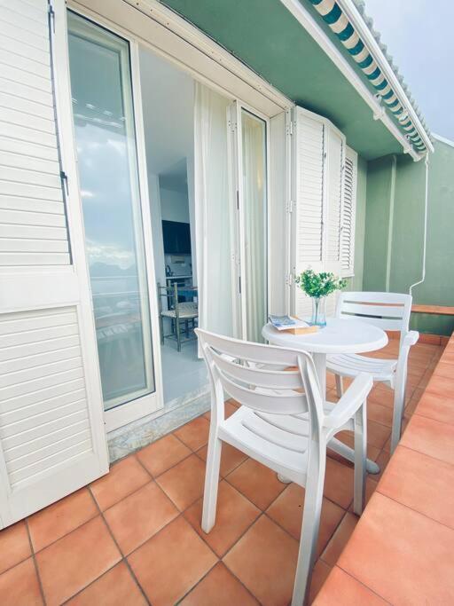 شقة Seaside Oasis تْشيفالو المظهر الخارجي الصورة