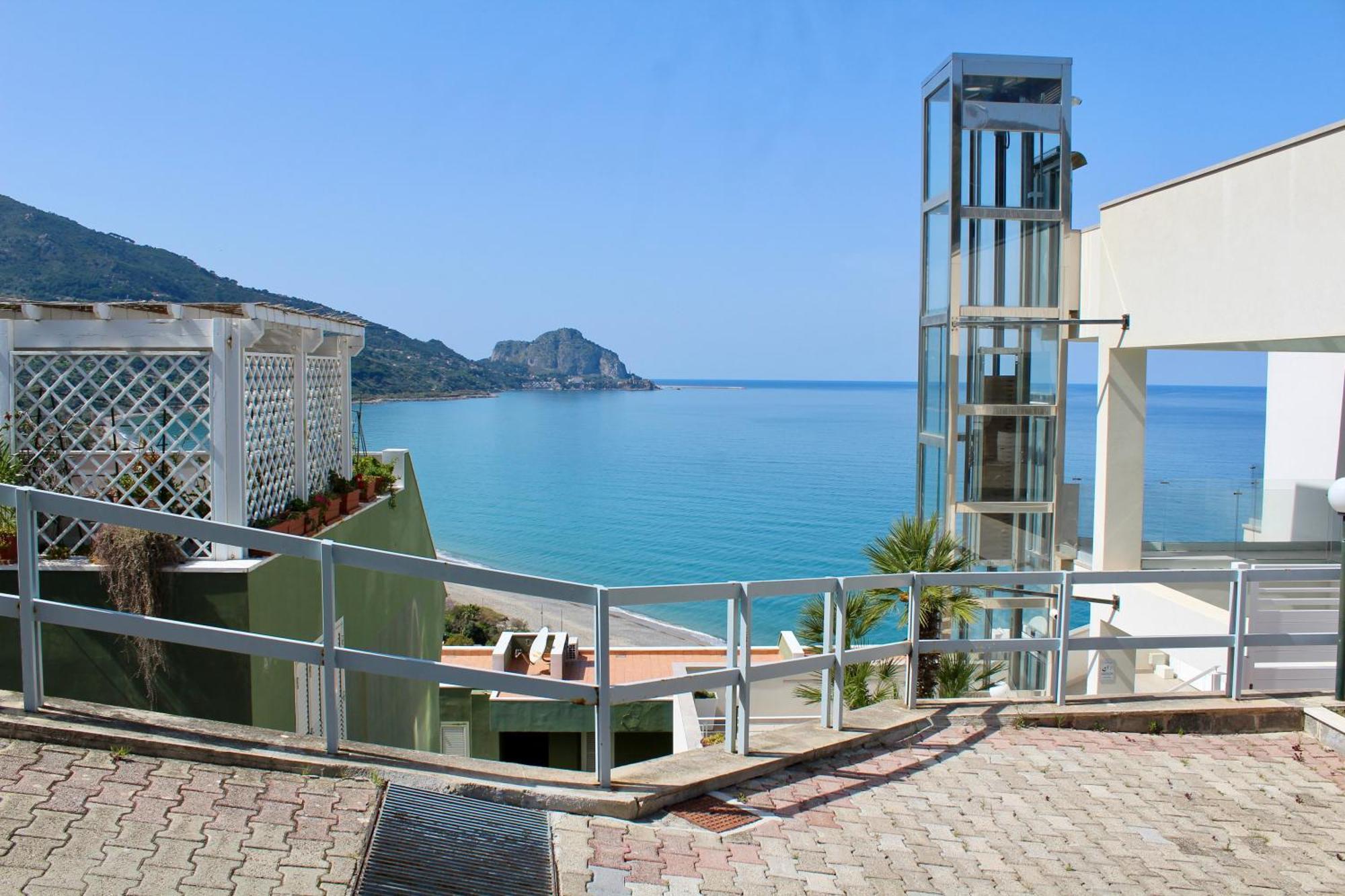 شقة Seaside Oasis تْشيفالو المظهر الخارجي الصورة